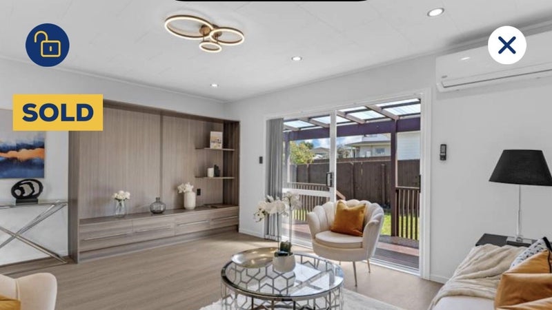 2/43 Ferndown Avenue, Papatoetoe, Auckland - Carousel 1