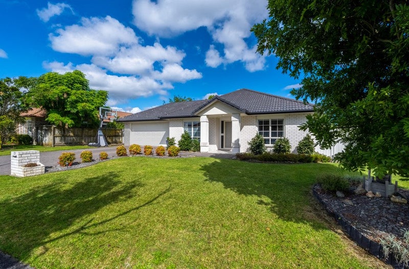 19 Trovare Place, Golflands, Auckland - Carousel 2