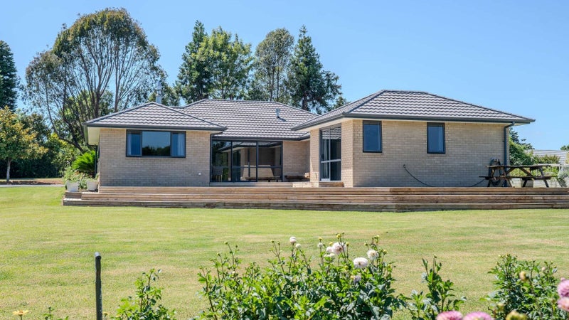 134 Landing Road, Kerikeri, Kerikeri - Carousel 1