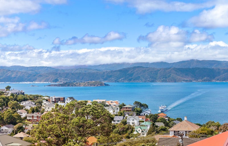 80 Pitt Street, Wadestown, Wellington - Carousel 1