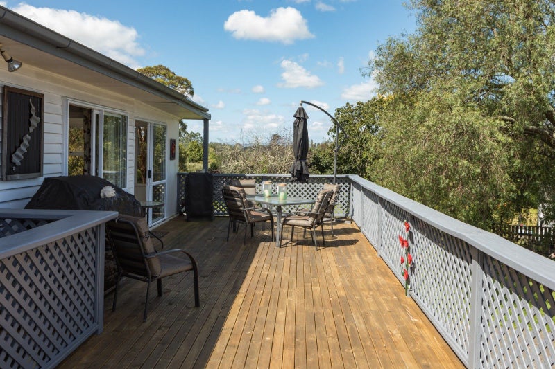 25 Domain Road, Waipawa, Waipawa - Carousel 1