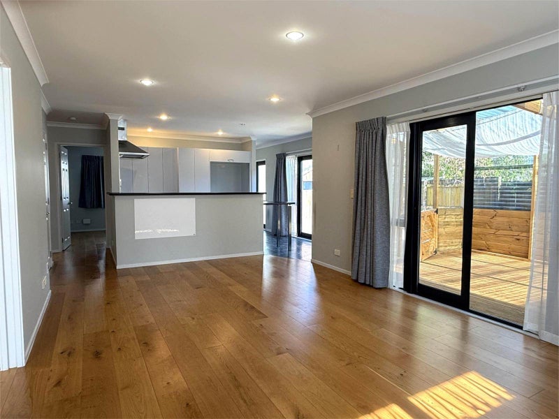 4C Rewiti Avenue, Takapuna, Auckland - Carousel 1