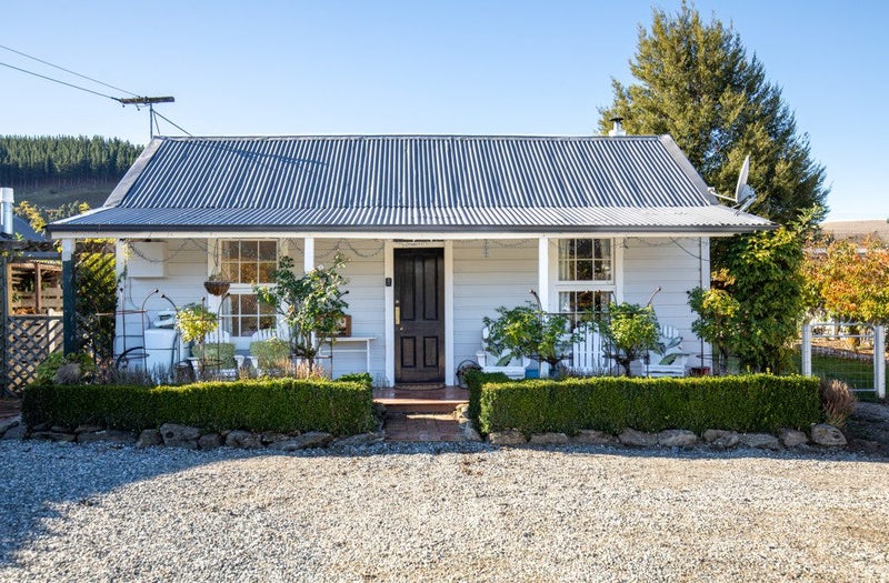 76 Sunderland Street, Clyde, Central Otago, Otago - Carousel 1