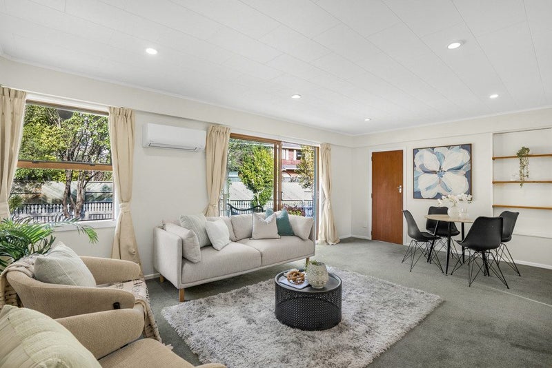 1/17 MAWSON ST, Waiwhetu, Lower Hutt - Carousel 1