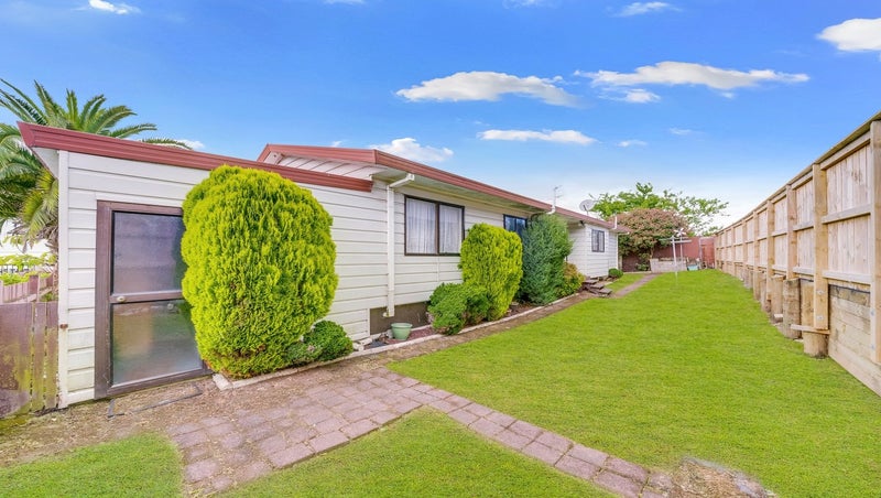 13a Kirton Crescent, Manurewa, Manukau - Carousel 11