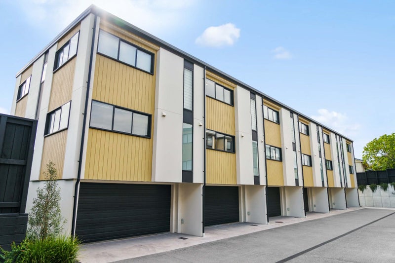 2/5C Maranui Street, Mount Maunganui, Tauranga, Bay Of Plenty - Carousel 12