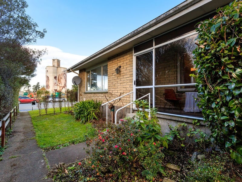 1/92 Shearman Street, Waimate, Waimate - Carousel 1