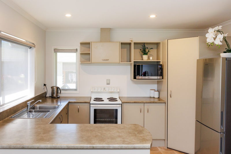 3 Foxtail Fern, Kelvin Grove, Palmerston North - Carousel 2
