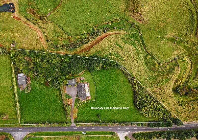 52 Surrey Hill Road, Kaitake, New Plymouth - Carousel 2