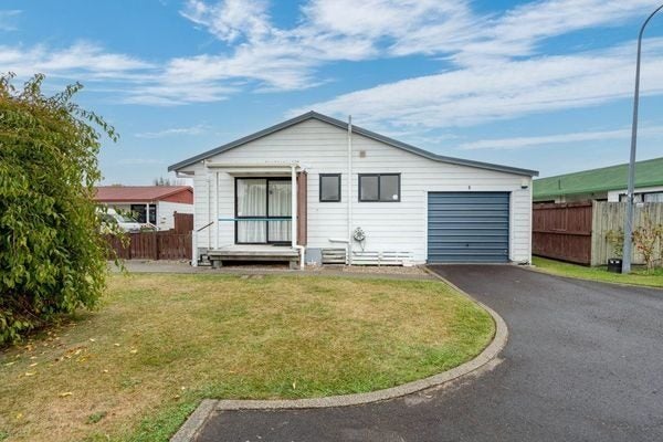 59B Dominion Road, Nawton, Hamilton, Waikato - Carousel 1