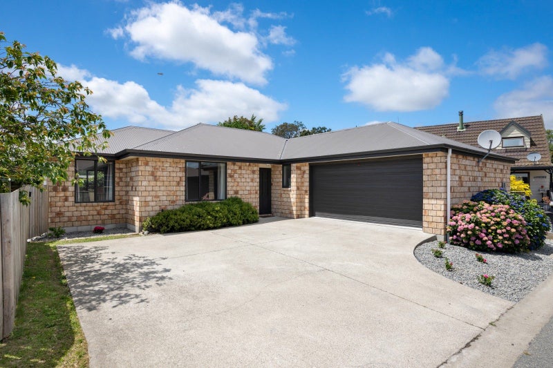 7D Oudenarde Street, Renwick, Renwick - Carousel 1