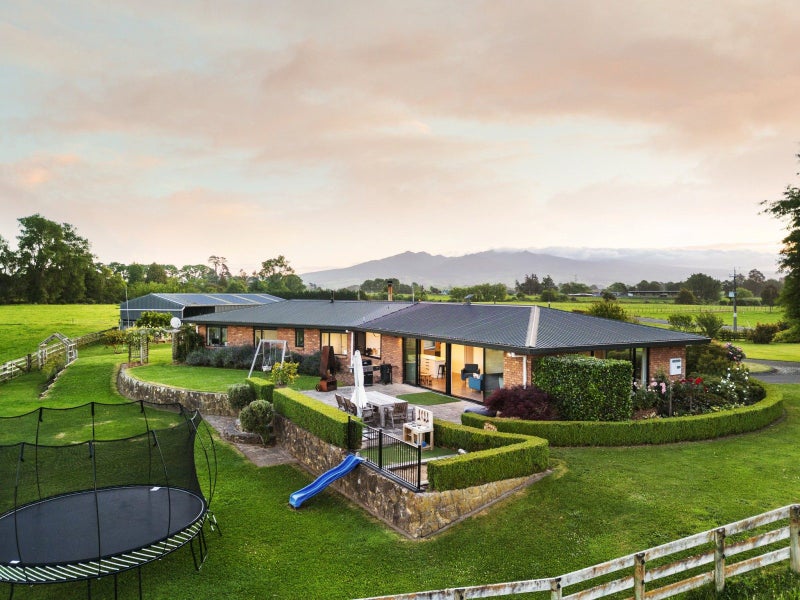 247 Old School Road, Ohaupo - Carousel 1