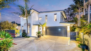 15A Marie Avenue, Red Beach, Red Beach - Carousel 1