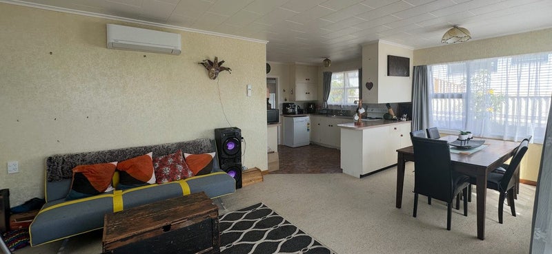 9A Pratt Street, Waitara, Waitara - Carousel 2