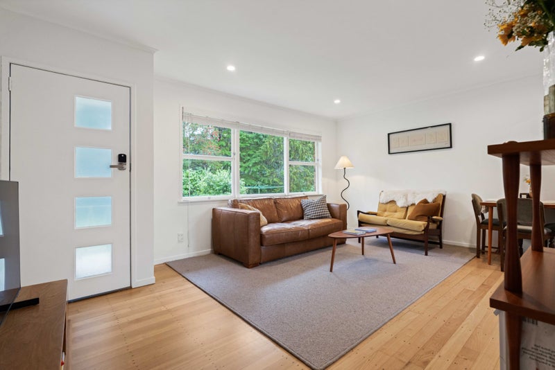 2/57 Church Road, Mangere Bridge, Auckland - Carousel 2