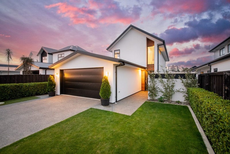 16 Glenturret Drive, Casebrook, Christchurch - Carousel 1