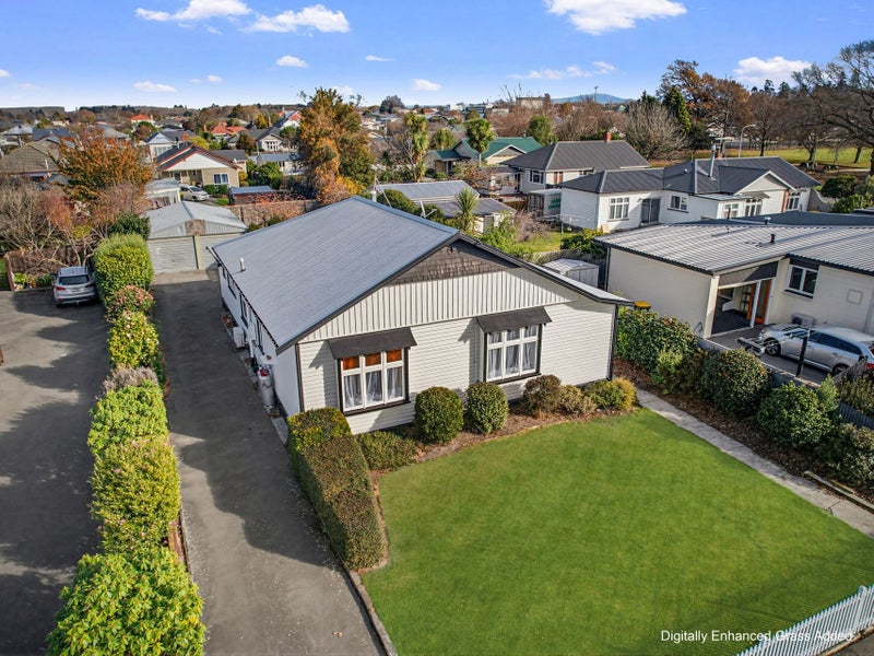 208 Walnut Avenue, Ashburton, Ashburton - Carousel 2