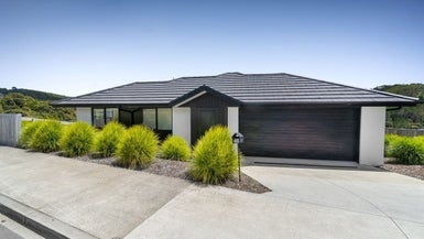 46 Pacific Heights Road, Orewa, Orewa - Carousel 1