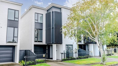 10 Ambury Avenue, Royal Oak, Auckland - Carousel 1