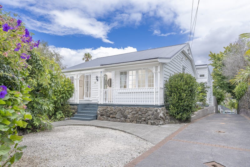 44 Edenvale Crescent, Mount Eden, Auckland - Carousel 1