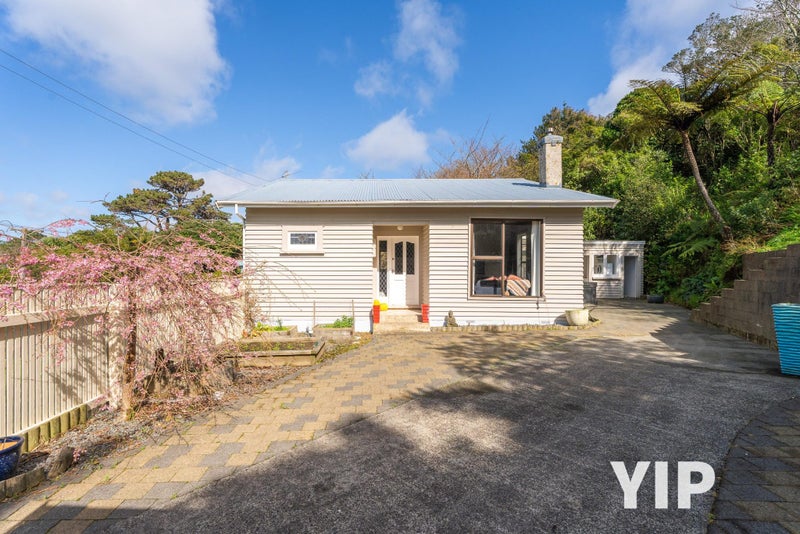 28 Tuapapa Street, Johnsonville, Wellington - Carousel 2