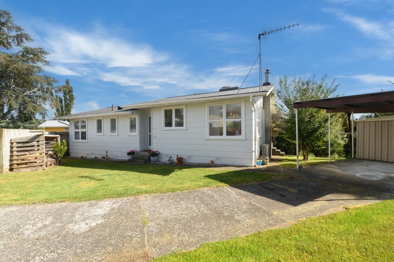 25 Laurence Street, Gate Pa, Tauranga - Carousel 1