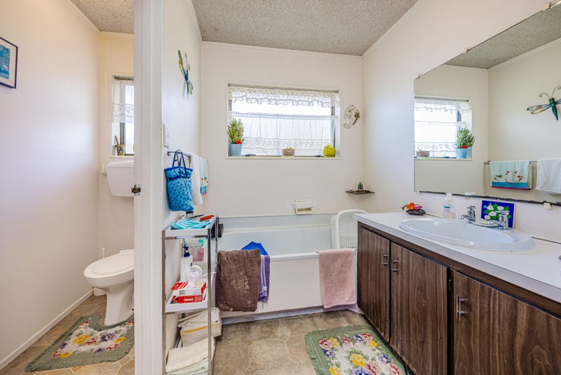 2/29 Trentham Road, Papakura, Papakura, Auckland - Carousel 12