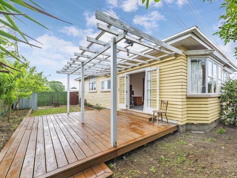 2/38 Roberts Road, Hei Hei, Christchurch - Carousel 1