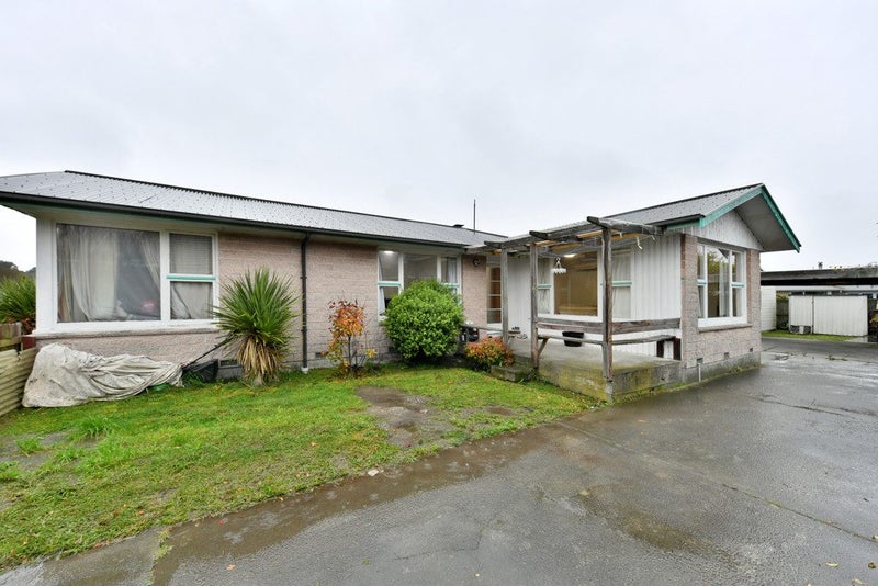 39 Kathleen Crescent, Hornby, Christchurch - Carousel 1