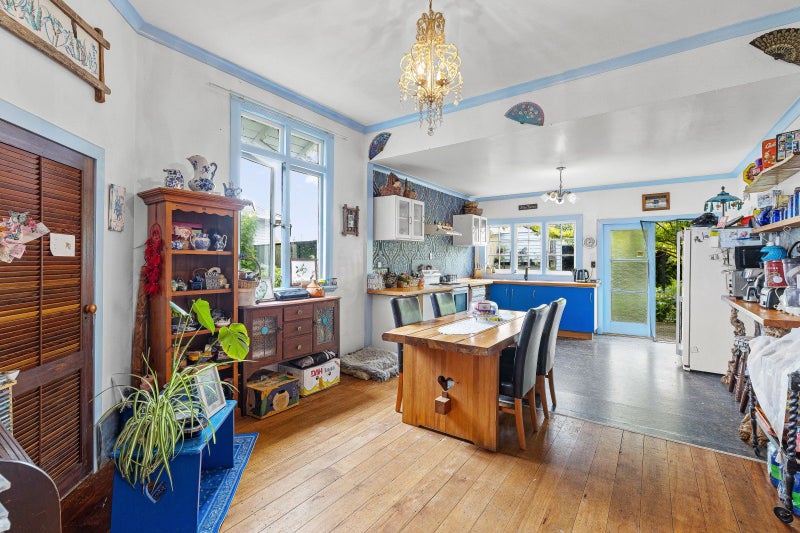 32 Cuba Street, Marton - Carousel 2