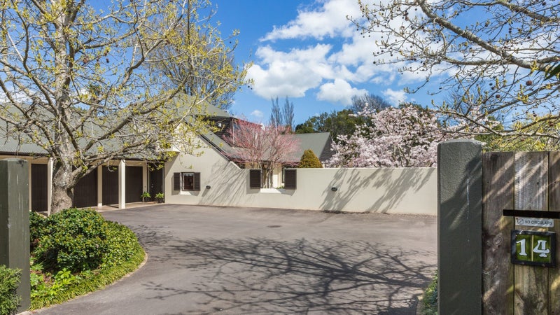 14 Caccia Birch Lane, Hokowhitu, Palmerston North - Carousel 1