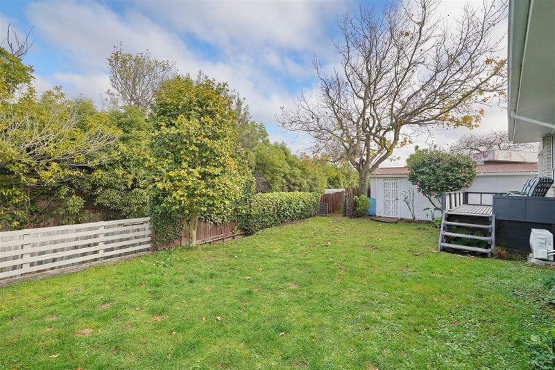 2/7 Wanstead Place, Woolston, Christchurch - Carousel 16