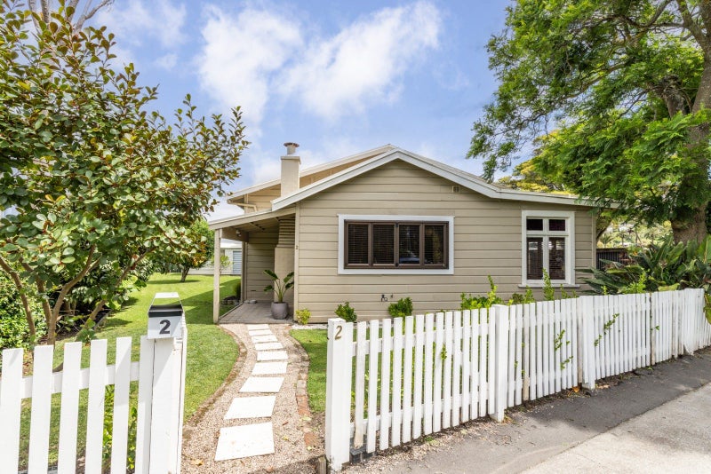 2 Mcdonald Street, Napier South, Napier - Carousel 23
