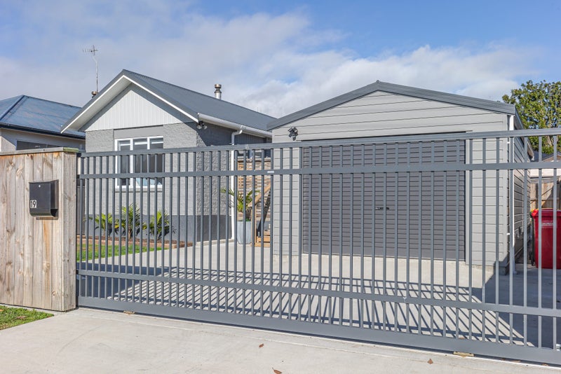 19 Dudley Street, Levin, Levin - Carousel 1