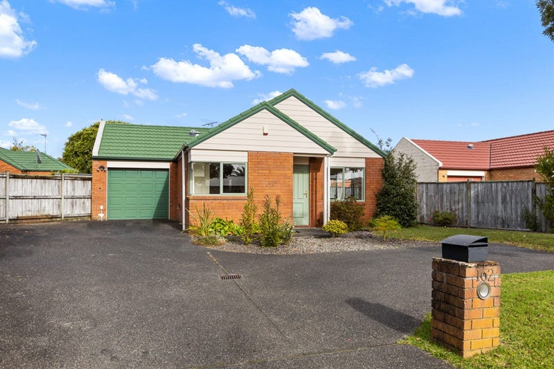 162 Waitemata Drive, Ranui, Auckland - Carousel 2