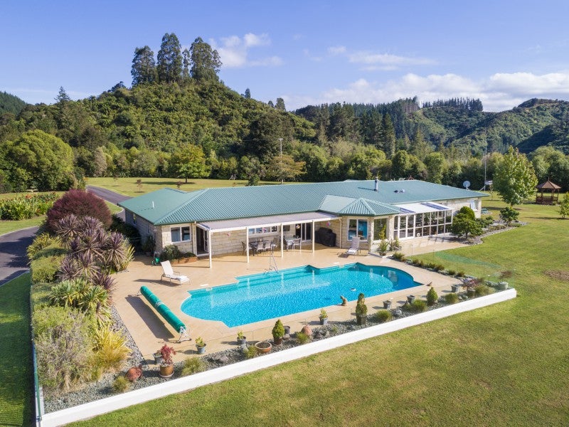 946C Finnis Road, Pohangina, Ashhurst - Carousel 1