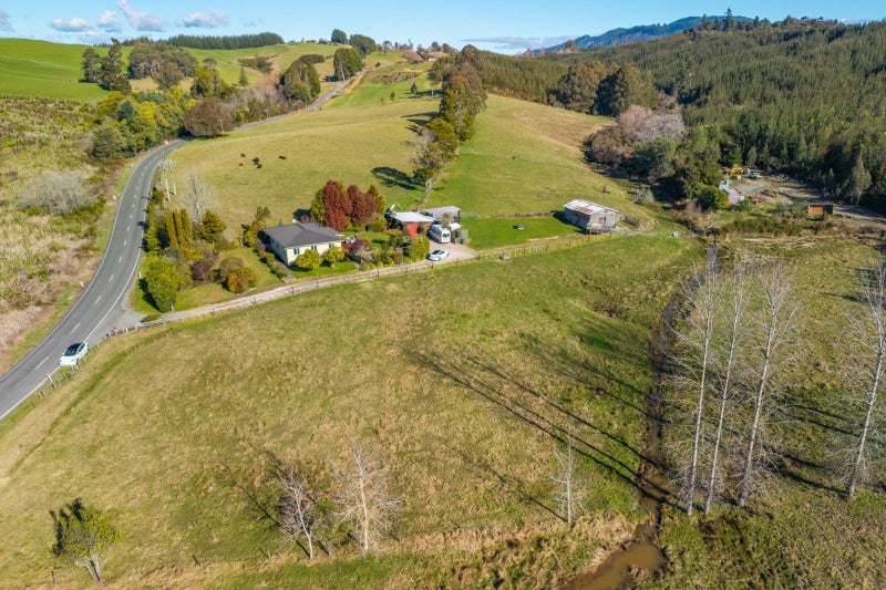 604 Waiwhero Road, Ngatimoti, Upper Moutere - Carousel 1
