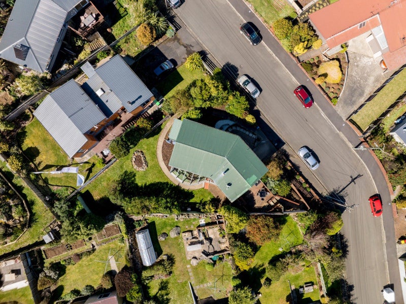 7 Dalrymple Street, Pine Hill, Dunedin - Carousel 1