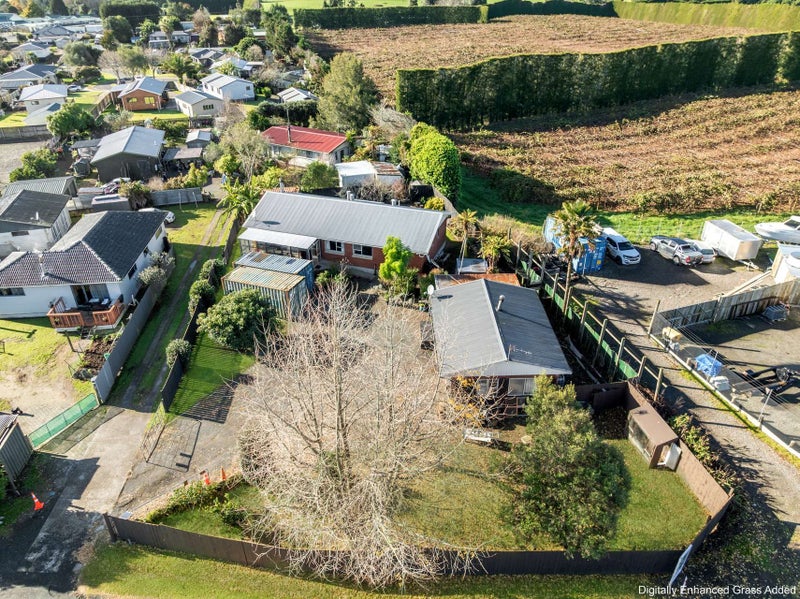 251 State Highway 33, Te Puke - Carousel 2