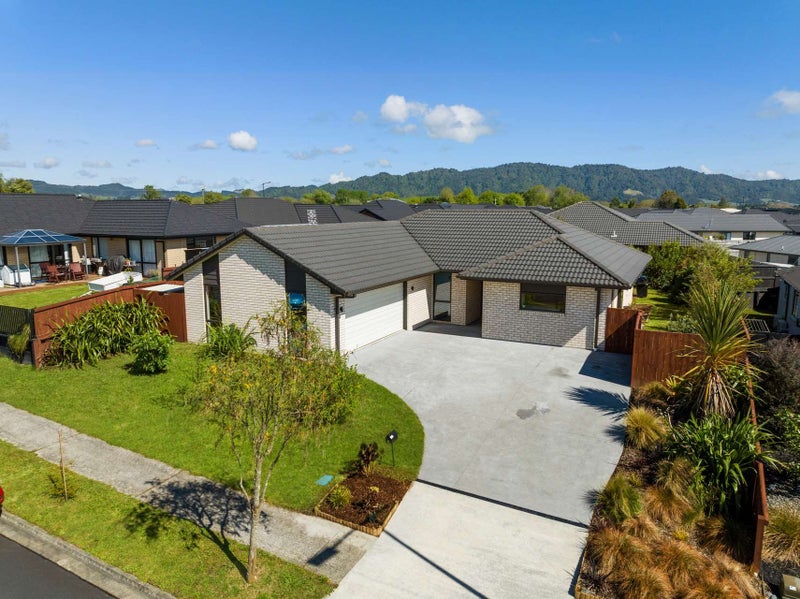 3 Matariki Terrace, Hamilton - Carousel 2