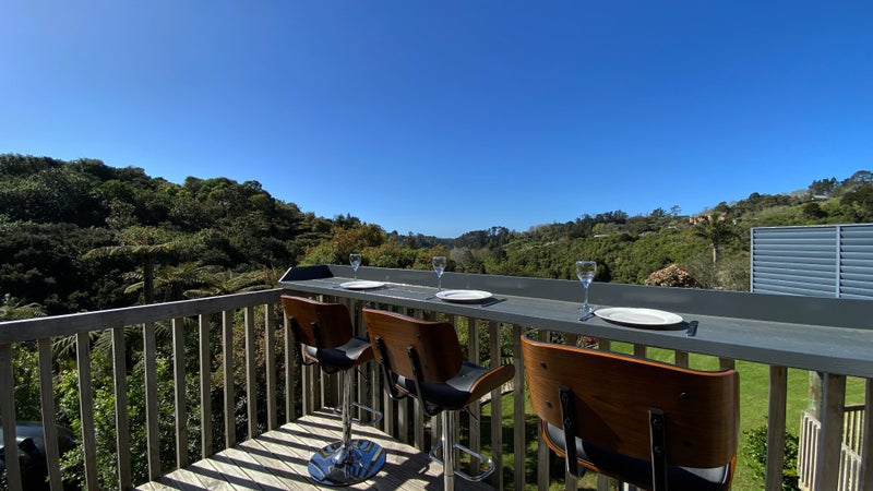 34 Hayley Lane, East Tamaki Heights, Auckland - Carousel 1