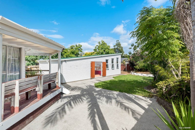 Property Valuation for 9 Wheatley Avenue, Pakuranga, Auckland Trade