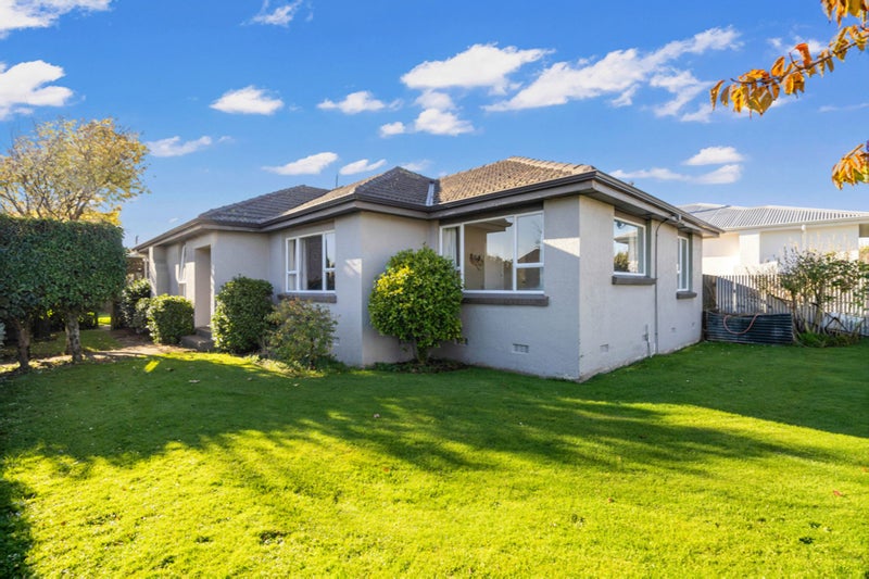 1 Ure Street, Windsor, Invercargill - Carousel 1