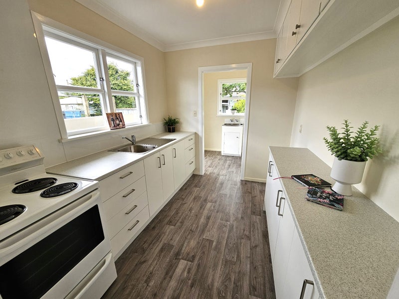 174 Cambridge Street, Levin, Levin - Carousel 2