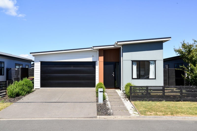 15 Gosset Avenue, Chartwell, Hamilton - Carousel 1