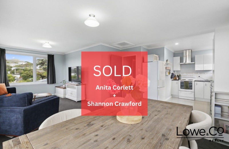 16A Lenox Grove, Johnsonville, Wellington - Carousel 1