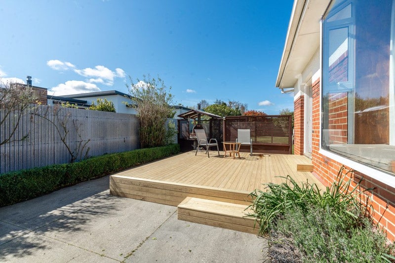 17 Constitution Avenue, Milton - Carousel 2