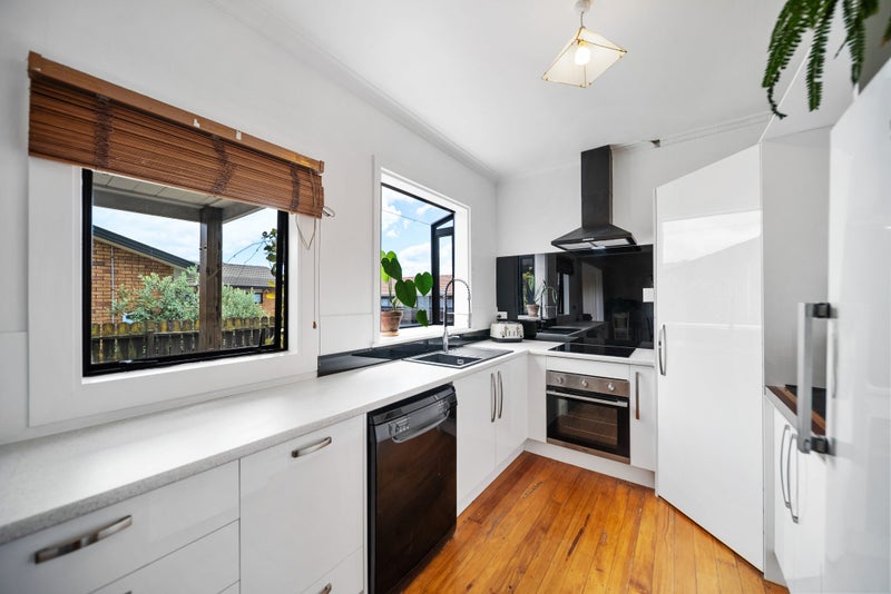 75 Harris Street, Pukekohe, Pukekohe - Carousel 1