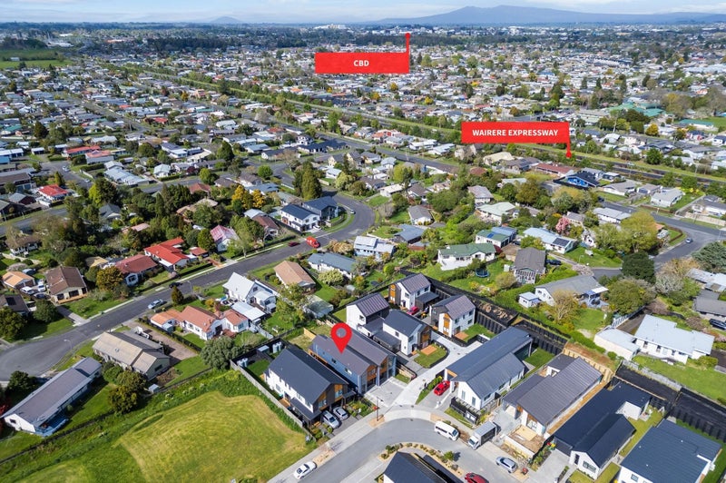 9 Musselwhite Terrace, Chartwell, Hamilton - Carousel 24