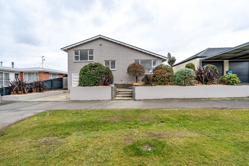 98 Salford Street, Windsor, Invercargill - Carousel 1